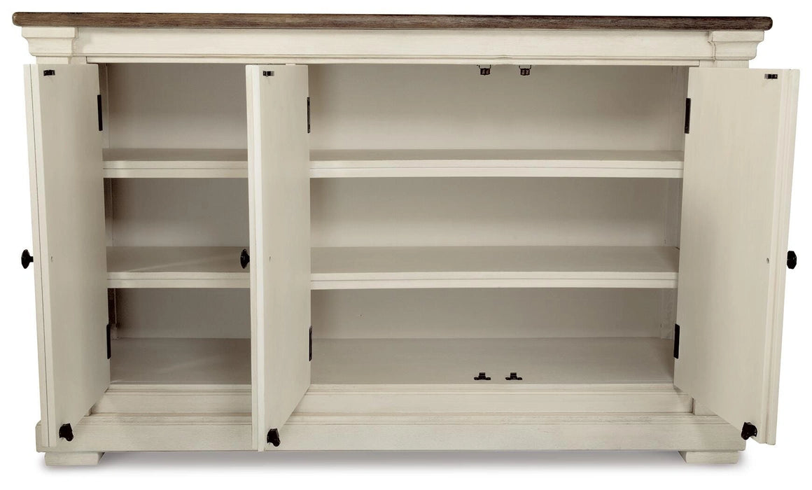 Bolanburg Dining Room Set