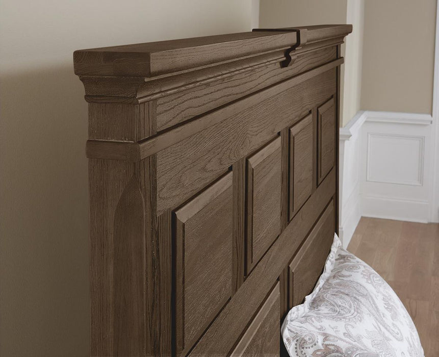 Vaughan-Bassett Heritage Cal King Mansion Bed in Cobblestone Oak