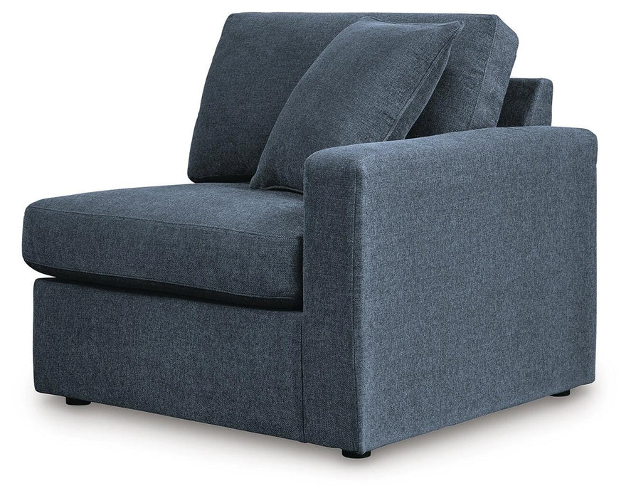 Modmax Sectional with Audio System