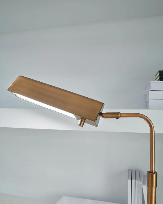 Yafe Desk Lamp