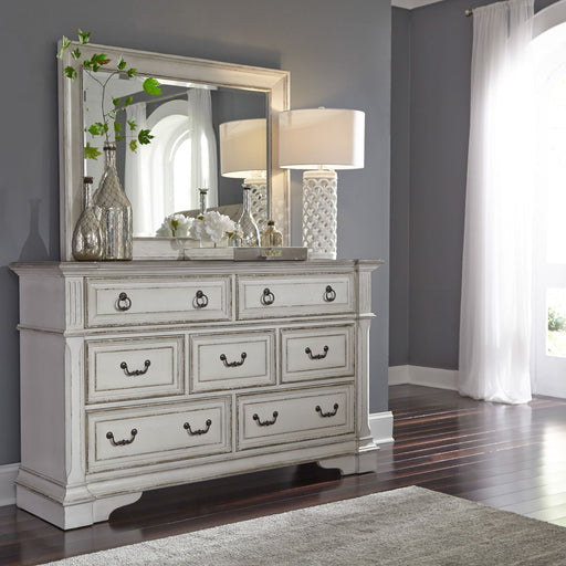 Abbey Park King California Sleigh Bed, Dresser & Mirror image
