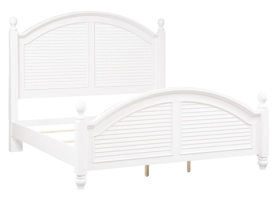 Liberty Furniture Summer House King Poster Bed in Oyster White
