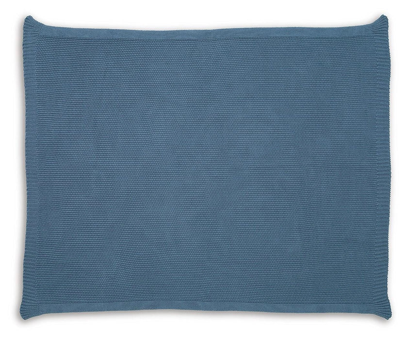 Gayelery Throw